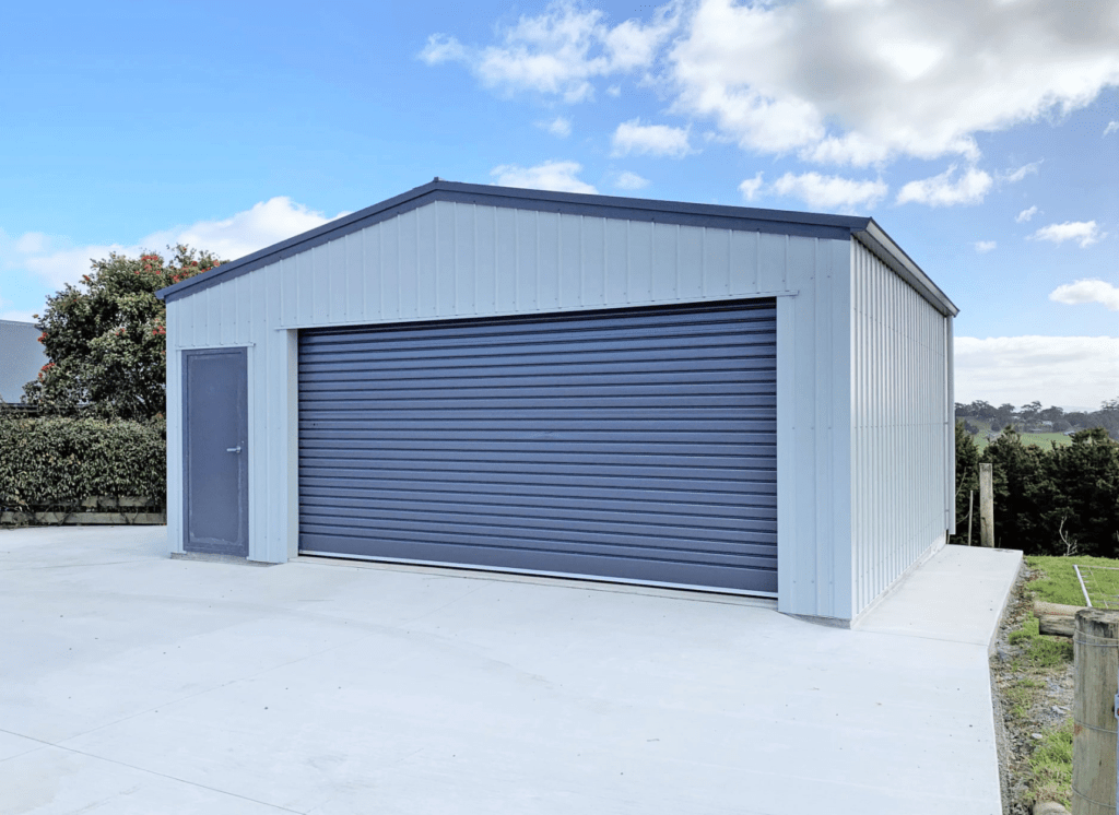 small steel kiwispan built garage car shed