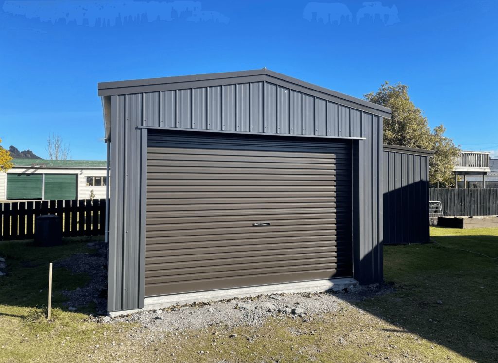 single bay steel car garage by kiwispan