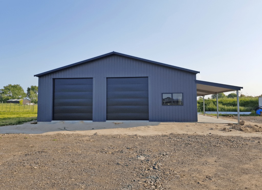 large steel workshop and habitable shed by kiwispan